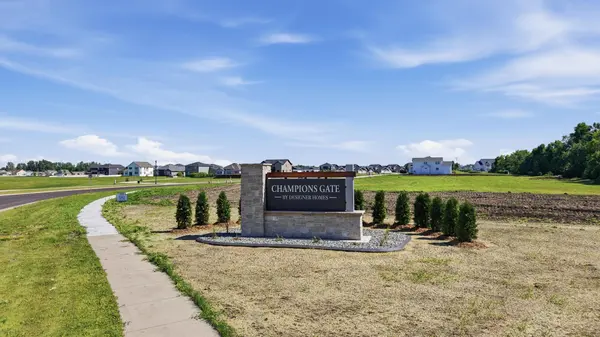 5579 31st ST S, Fargo, ND 58104
