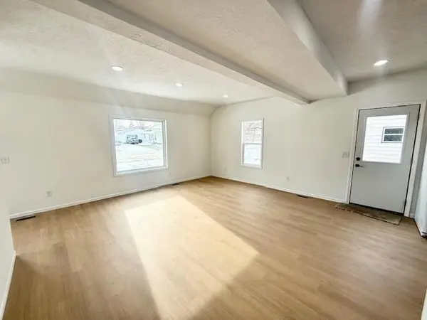 515 E Spring ST, Redwood Falls, MN 56283