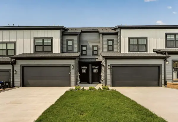 2718 Bentgrass Road NW, Rochester, MN 55901