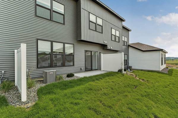 2727 Bentgrass Road NW, Rochester, MN 55901