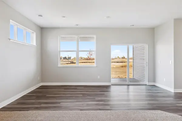 17400 Durham DR, Lakeville, MN 55044