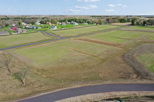 5108 389th TRL, North Branch, MN 55056