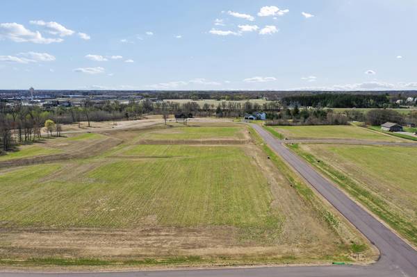 39068 Everton AVE, North Branch, MN 55056