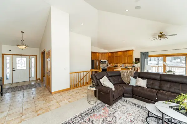 8594 Gossman LN NW, Rochester, MN 55901