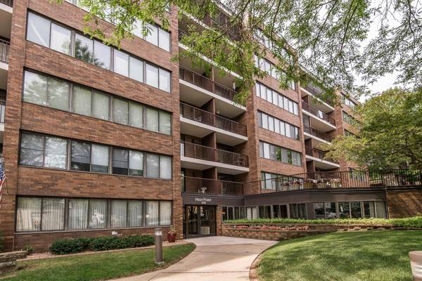 600 4th ST SW #402, Rochester, MN 55902