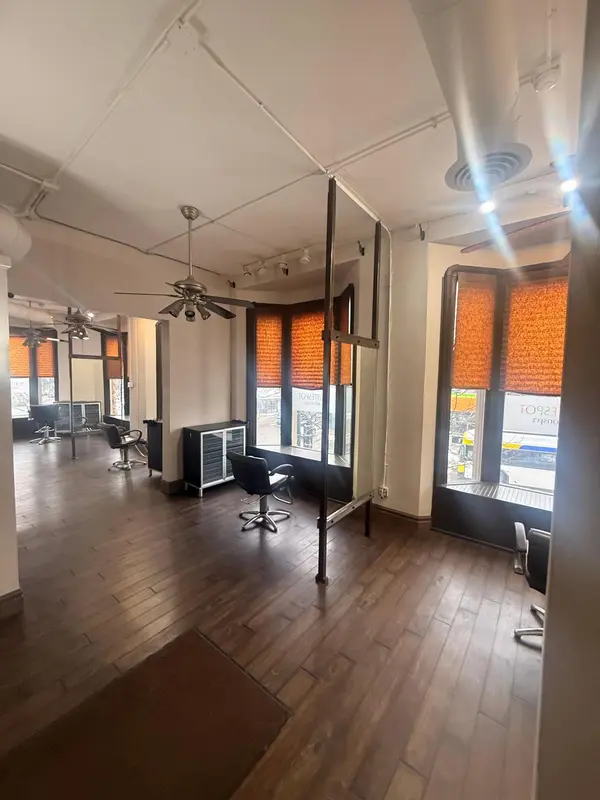 614 W Lake ST, Minneapolis, MN 55408