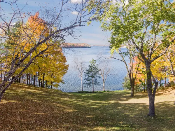 28100 Woodside RD, Excelsior, MN 55331
