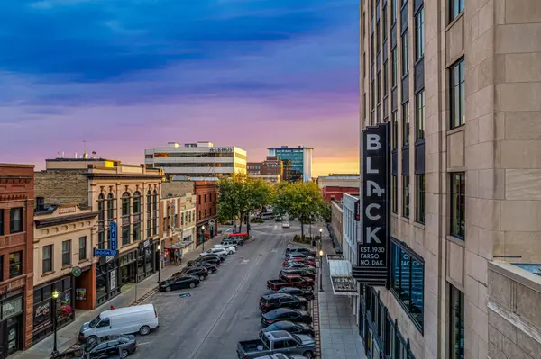 118 Broadway N #703, Fargo, ND 58102
