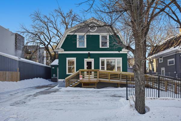 1122 4th AVE N, Fargo, ND 58102