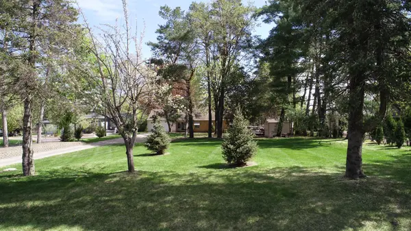 809 Bradford AVE, Champlin, MN 55316