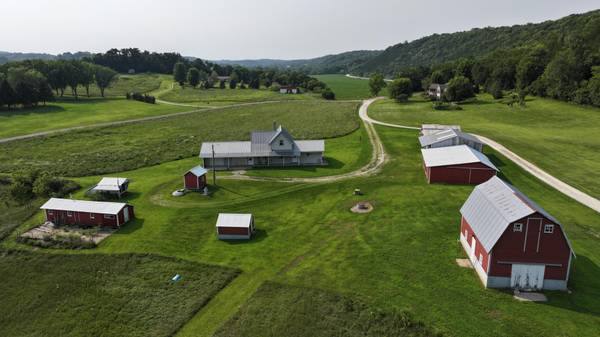 34760 Fawn DR, Lanesboro, MN 55949