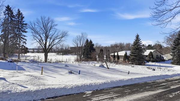 782 Randy AVE, Shoreview, MN 55126