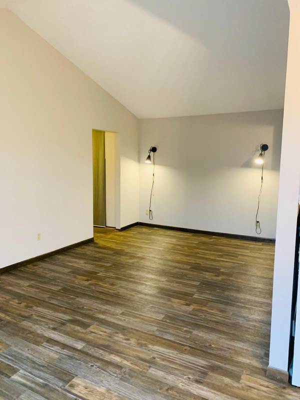 932 Westbrooke WAY #8, Hopkins, MN 55343