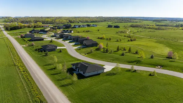6653 Morgan DR NW, Byron, MN 55920
