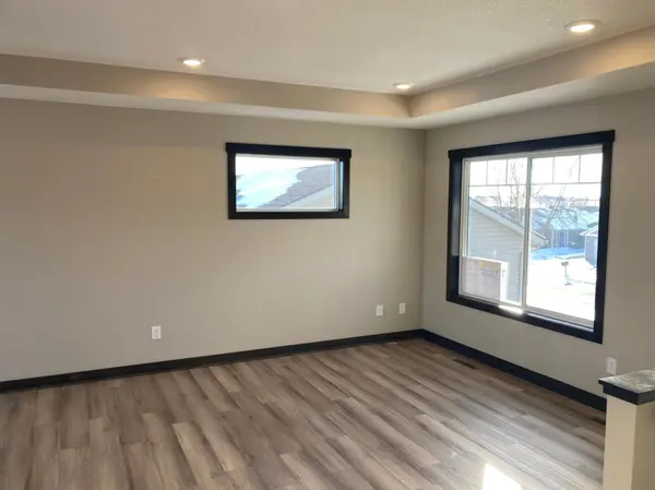 705 State ST, Kenyon, MN 55946