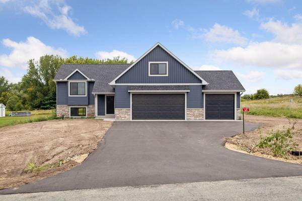 1633 72nd AVE, Hammond, WI 54015