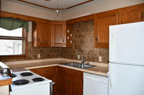 216 6th ST W, Thief River Falls, MN 56701