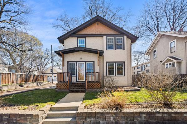 24 Wheeler ST S, Saint Paul, MN 55105