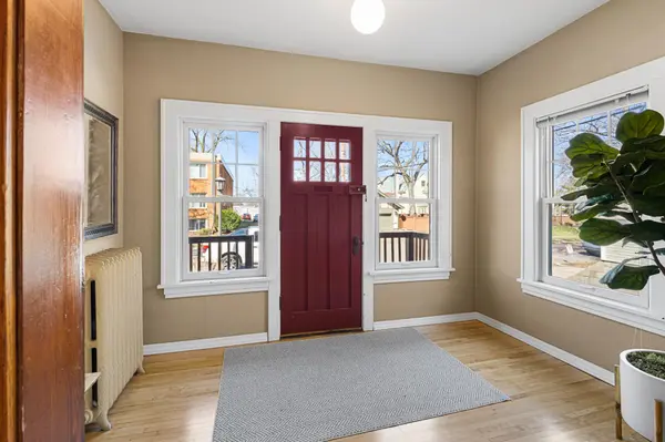 24 Wheeler ST S, Saint Paul, MN 55105