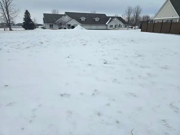 2601 8th ST NE, Waseca, MN 56093