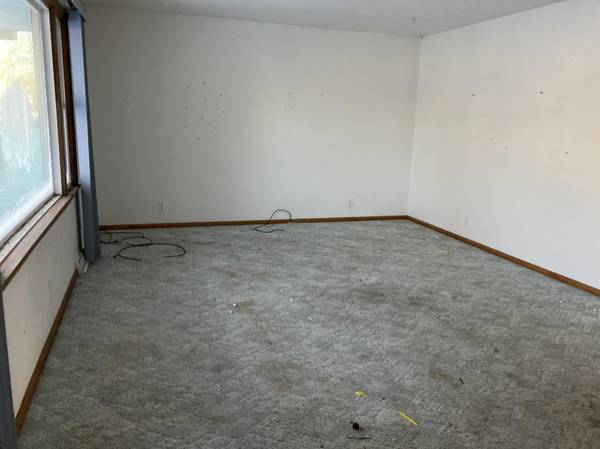 113 Blace AVE, Eagle Lake, MN 56024