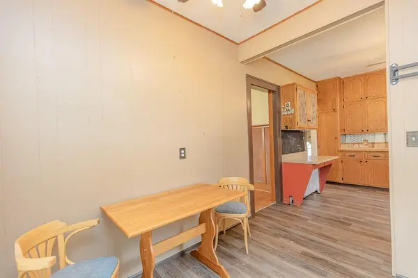 902 White ST, Jackson, MN 56143