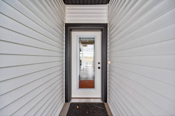 1201 Honeysuckle LN, Cambridge, MN 55008