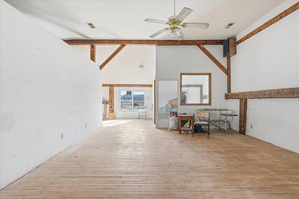 905 120th ST, Roberts, WI 54023