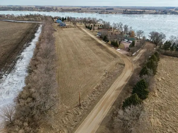 . Lime Lake DR, Avoca, MN 56114