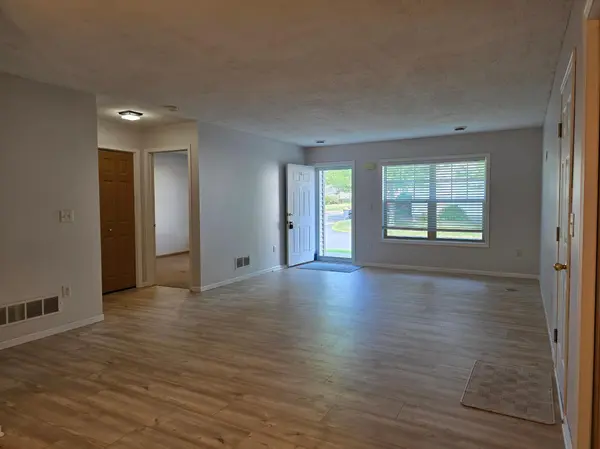 300 Cedar ST #15, Baldwin, WI 54002