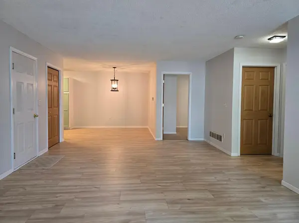 300 Cedar ST #15, Baldwin, WI 54002