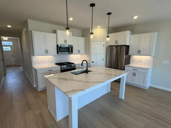 6180 157th ST N, Hugo, MN 55038