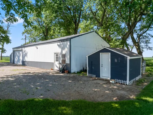 23371 650th AVE, Alden, MN 56009