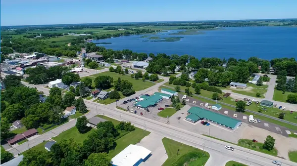201 E Nokomis ST, Osakis, MN 56360