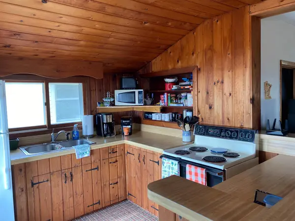 42606 Pleasure Park RD, Ottertail, MN 56571