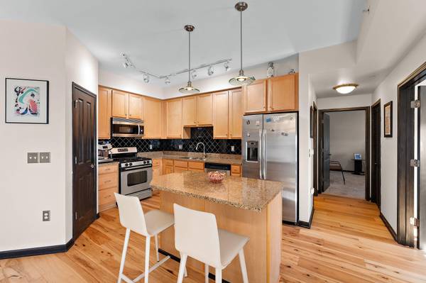 500 E Grant ST #1806, Minneapolis, MN 55404