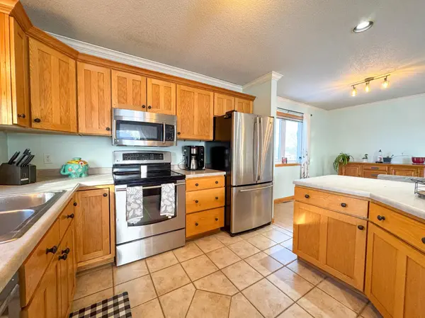 1124 Garnet BLVD, Detroit Lakes, MN 56501