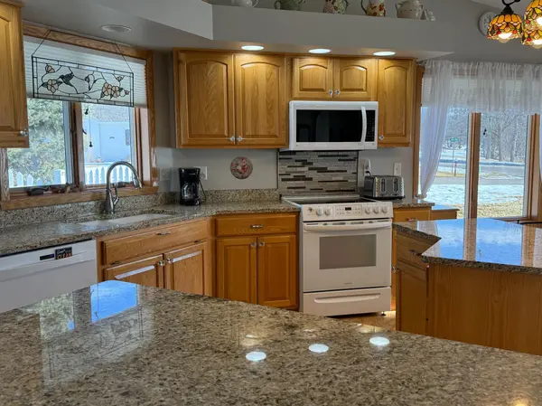 1960 Long Bridge RD, Detroit Lakes, MN 56501