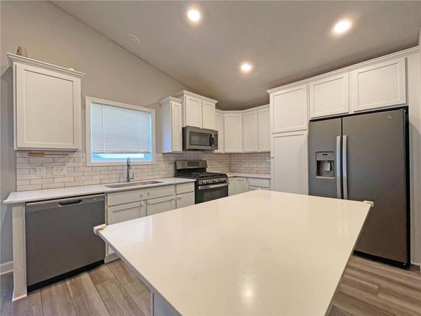 23134 Wood LN, Rogers, MN 55374