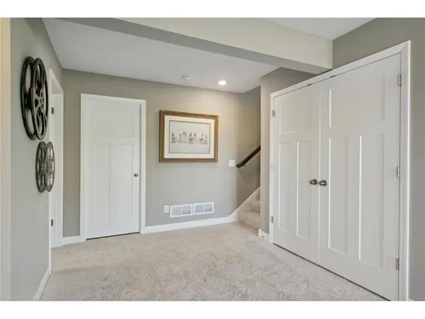 23134 Wood LN, Rogers, MN 55374