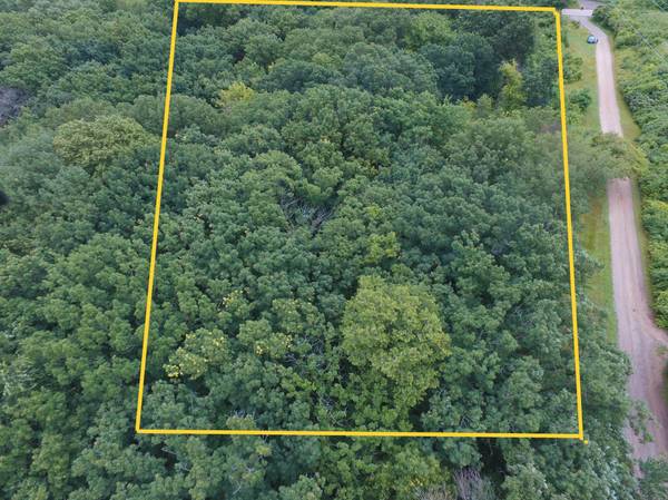 TBD Sterling ST S, Maplewood, MN 55119