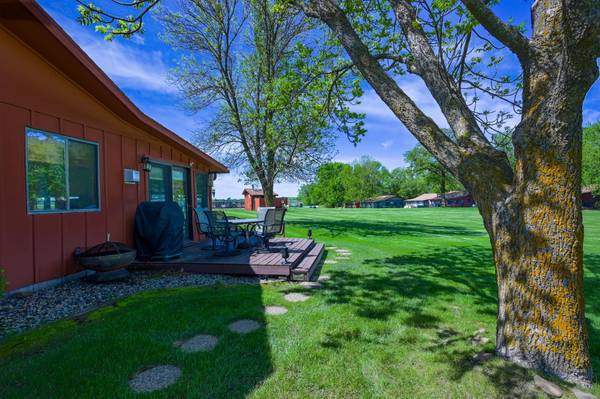 3865 Wahtomin TRL NW, Alexandria, MN 56308