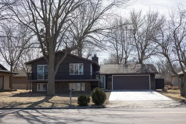 1961 S Shore DR, Worthington, MN 56187