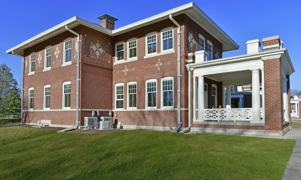 1447 Patterson LOOP, Fergus Falls, MN 56537
