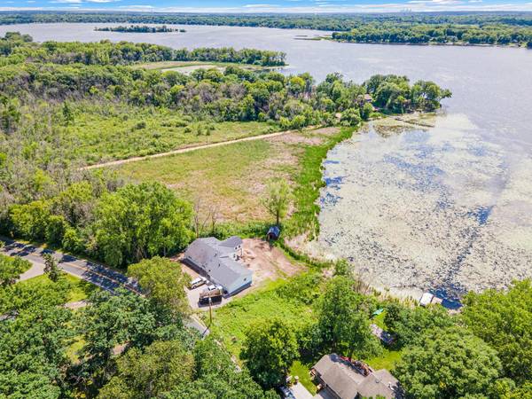 12066 Everton Avenue N, Hugo, MN 55038