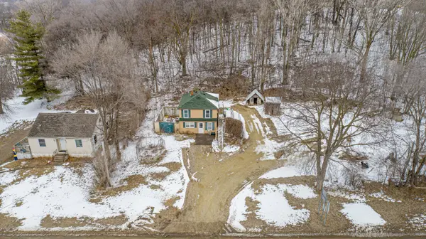 19823 Roberds Lake BLVD, Faribault, MN 55021