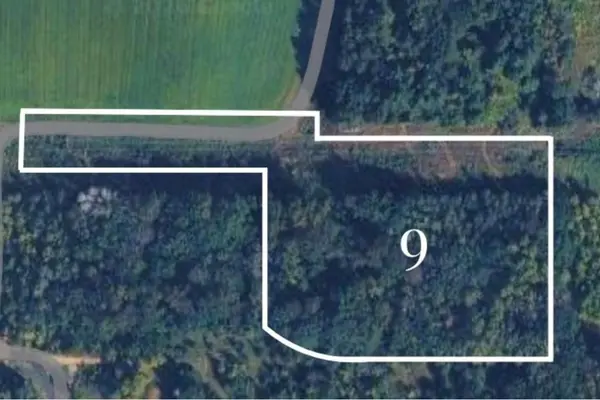 145 (Lot 9) Glen Oaks Drive, River Falls, WI 54022