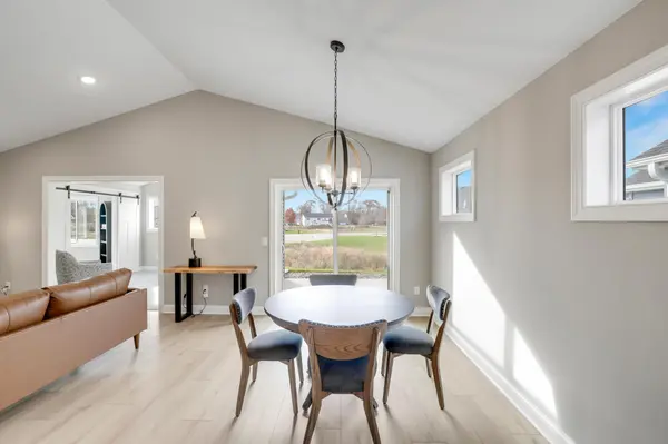 11046 194th CIR NW, Elk River, MN 55330