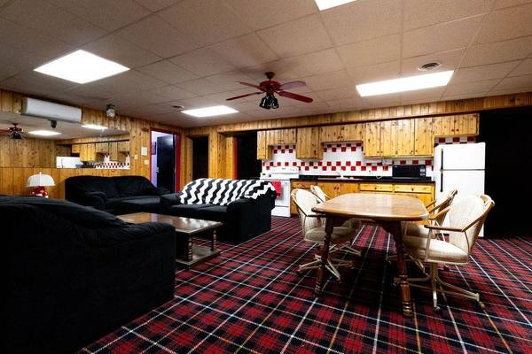 232 N Central AVE N, Duluth, MN 55807