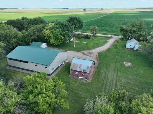 6045 50th AVE NW, Montevideo, MN 56265